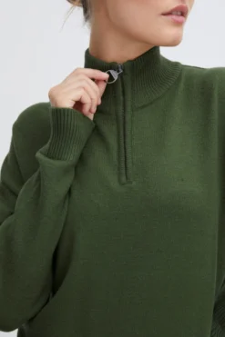 OXMO Coltruien Trui Dames Donkergroen -Mode Kledingwinkel 0d736f3feadeda8e58e998e58d962a92 scaled