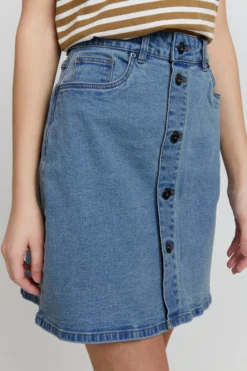 OXMO Mini Rokken Rok FRIGGA Dames Blauw 10 OXMO Mini Rokken Rok FRIGGA Dames Blauw -Mode Kledingwinkel 124ab489cf6f38ad5864aa01908eab20 scaled