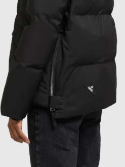 Khujo Winterjassen Winterjas Japura 2 Dames Zwart -Mode Kledingwinkel 410a4a4a63fea01b8888c51a4f7db921 scaled