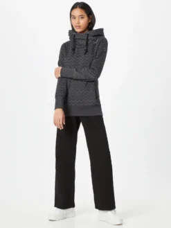 Ragwear Hoodies Sweatshirt GRIPY Dames Zwart -Mode Kledingwinkel 49a1b2ad710d5fa45990be8e5e906e04 scaled