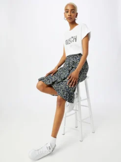 MOSS COPENHAGEN T-shirts Shirt Alva Dames Wit -Mode Kledingwinkel 60b7887624cae3b5c654791c0a84a283 scaled