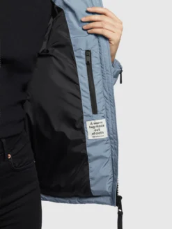 Khujo Winterjassen Winterjas Esila Dames Lichtblauw 13 Khujo Winterjassen Winterjas Esila Dames Lichtblauw -Mode Kledingwinkel a1018339065f9c3f14c979de48181437 scaled