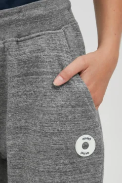 OXMO Sweatpants Loosefit Broek Heldana Dames Grijs Gemêleerd 11 OXMO Sweatpants Loosefit Broek Heldana Dames Grijs Gemêleerd -Mode Kledingwinkel a395a852665391a0461f1886097612c7 scaled