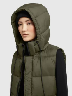 Khujo Bodywarmers Bodywarmer Eden Dames Kaki -Mode Kledingwinkel c41c4bcaf14a02263770ff1ffe876720 scaled