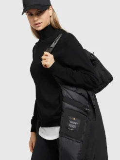 Khujo Wintermantels Wintermantel ABELLA Dames Zwart -Mode Kledingwinkel cfa2583353db141192713dfa921fe266 scaled