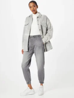 ONLY Boyfriend Tapered Jeans KELDA MISSOURI Dames Grijs -Mode Kledingwinkel d84a77c1a65d34f015f9de9ac59b005a scaled